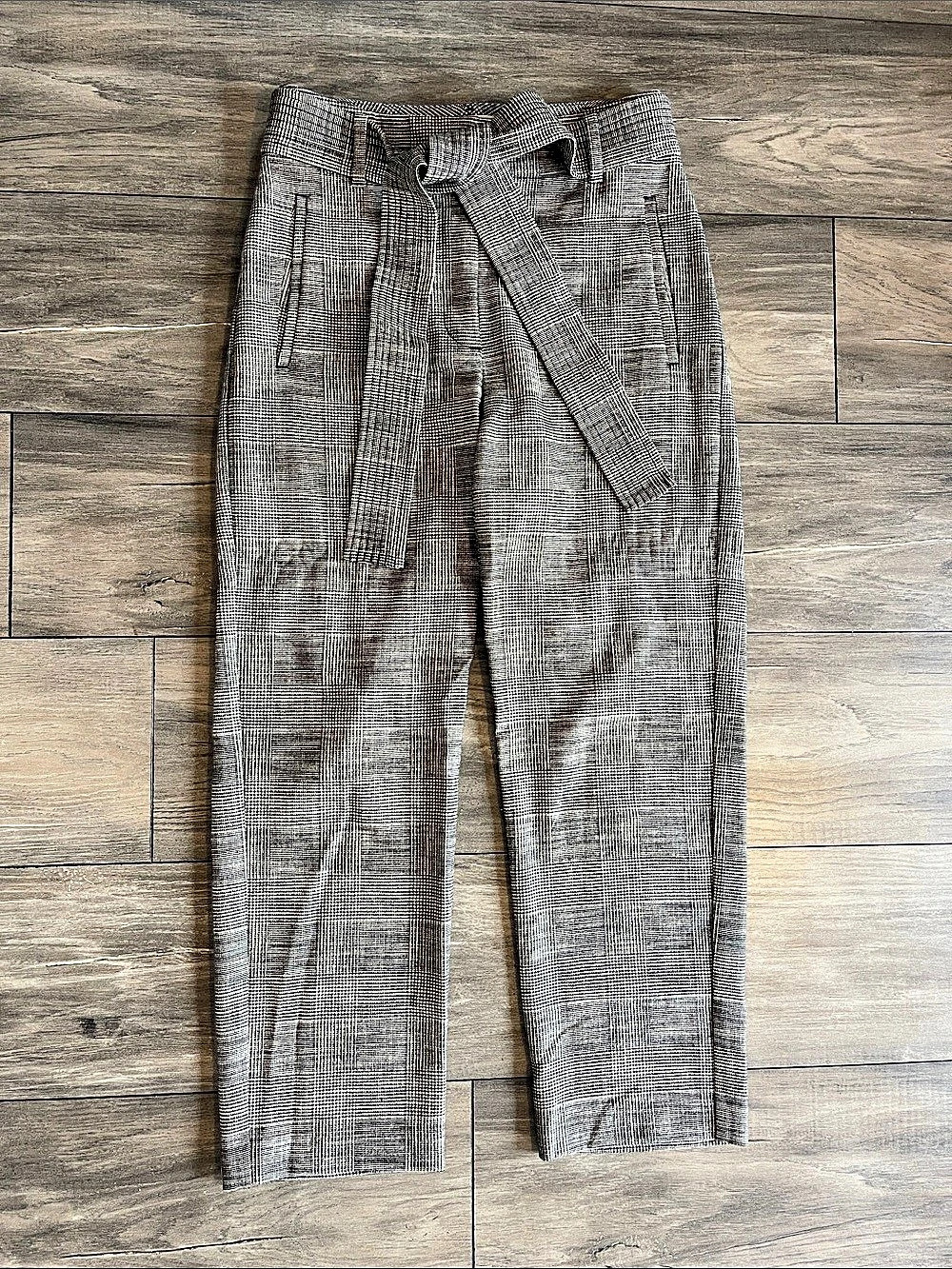 Wilfred Tie-Front Pant Plaid Trousers in Brown & Black